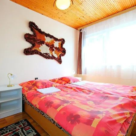 4-Bedroom Holiday Home In Balatonboglar/Balaton 18221 * Ordacsehi