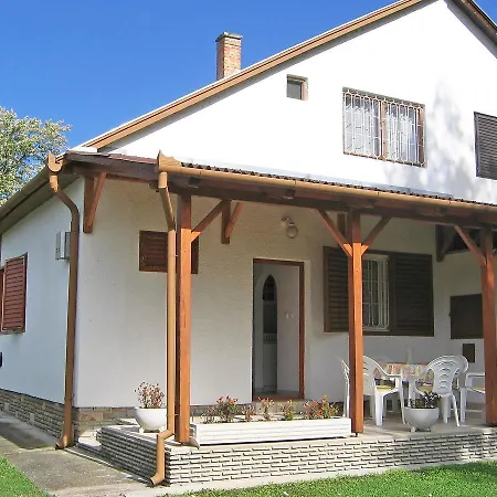 4-Bedroom Holiday Home In Balatonboglar/Balaton 18221 Nyaraló Ordacsehi